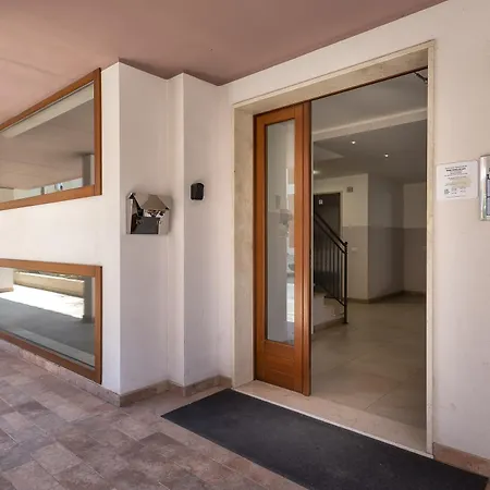 Sardinia Re - Edison 12 *